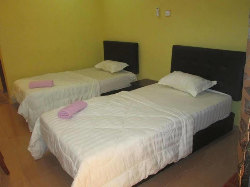 Motel Seri Mutiara Kuah Exterior photo