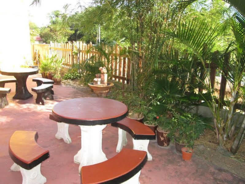 Motel Seri Mutiara Kuah Exterior photo