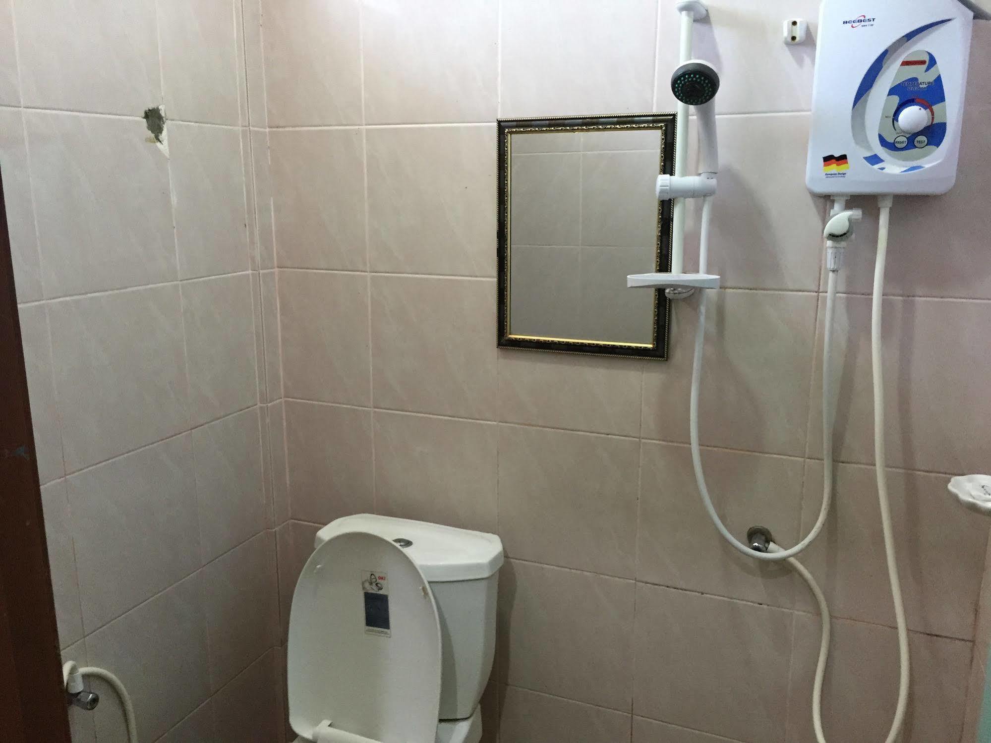 Motel Seri Mutiara Kuah Exterior photo